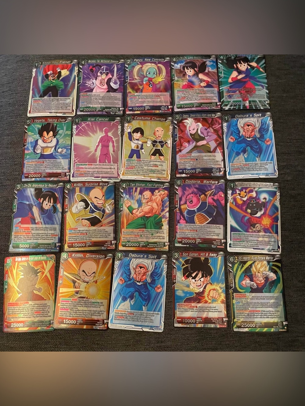 (21)100 Dragon Ball cards perfect condition